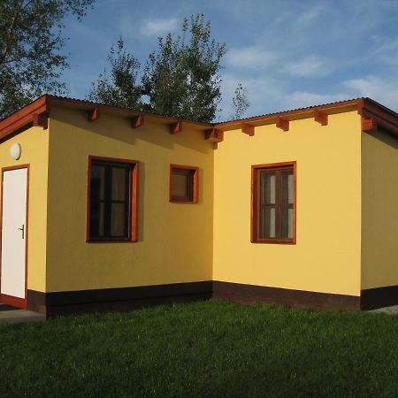 Apartmány včelka Hranice u Novych Hradu Esterno foto